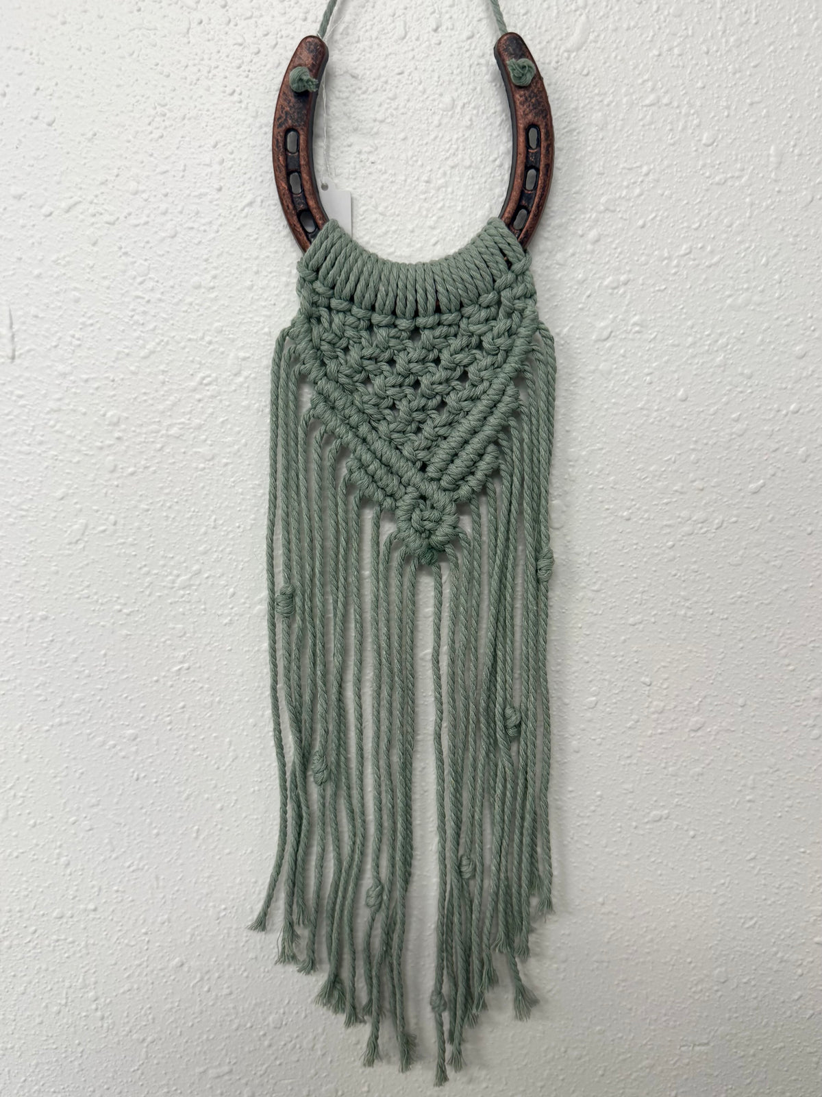Horseshoe Macrame